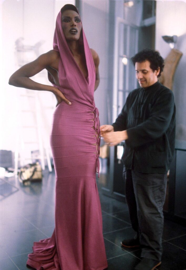 Ko su muze vaših omiljenih dizajnera? 
Grace Jones i Azzedine Alaia