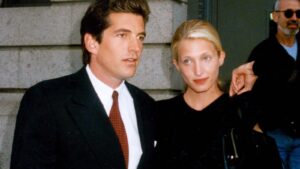 Legendarna garderoba Carolyn Bessette-Kennedy na aukciji u Sotheby’s