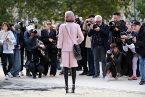 10+ najboljih street style izgleda sa Paris Fashion Week-a