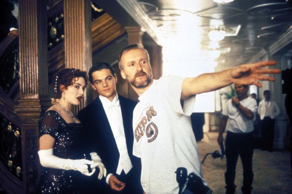  James Cameron, Leonardo DiCaprio  I Kate Winslet na setu filma Titanic (1997 )