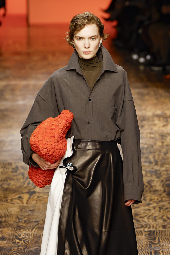 Bottega Veneta Fall Winter 2024

maslinasto zelena