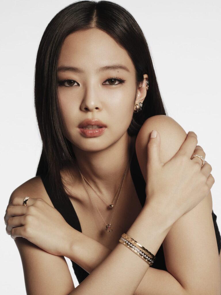 Chanel Coco Crush Reinterpretacija kolekcije visokog nakita
jennie blackpink za chanel visoki nakit