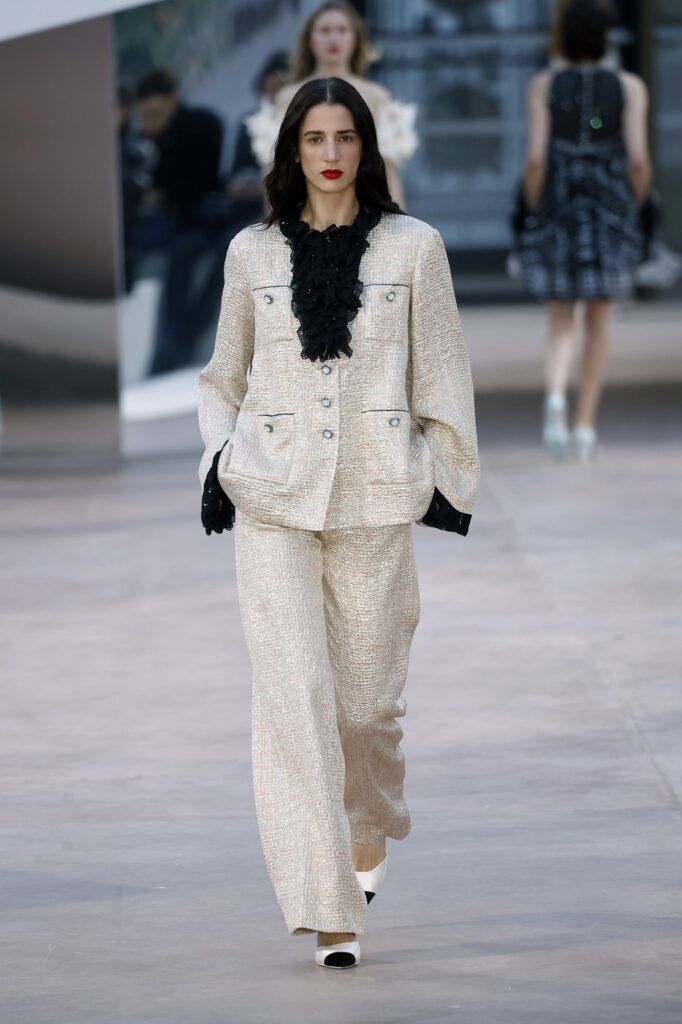 Paris Haute Couture Fashion Week  pratimo najbolje modne revije
chanel 2025