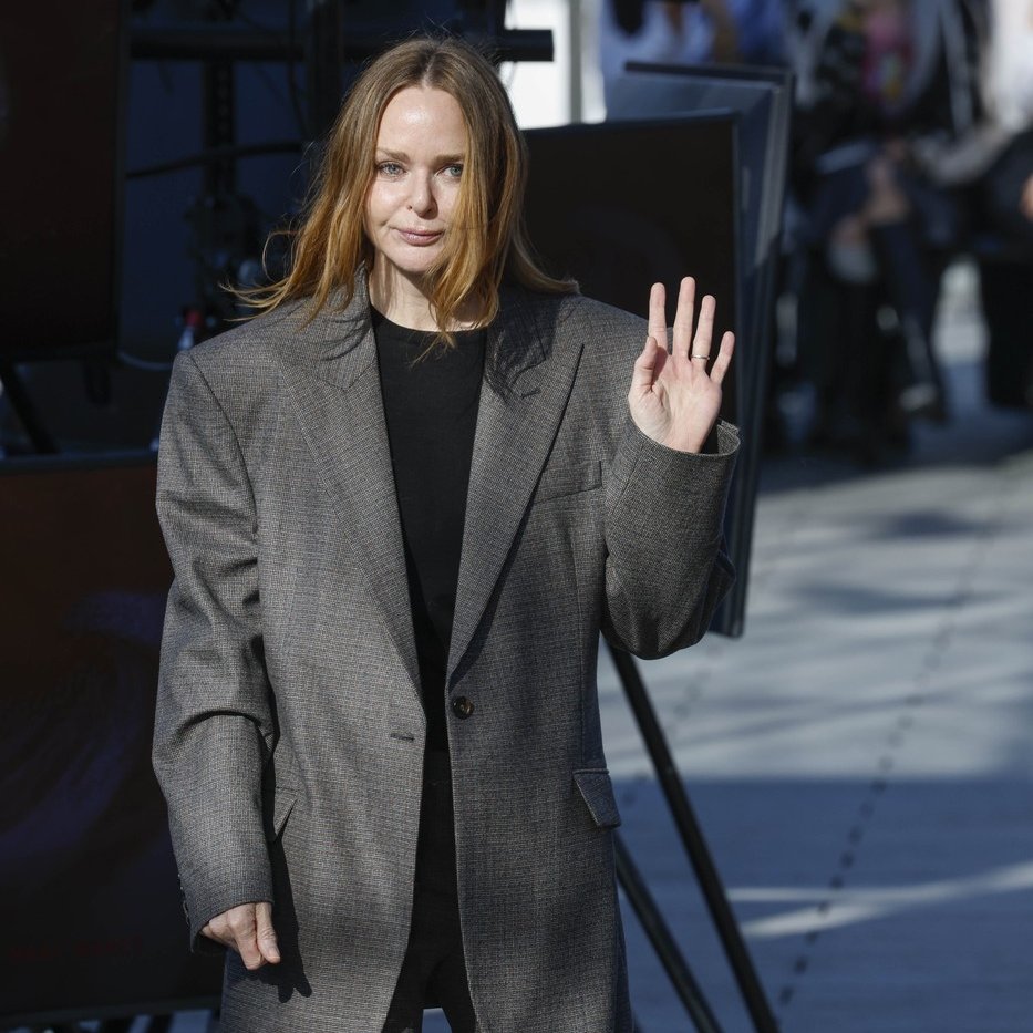 Stella McCartney je otkupila svoj brend od LVMH-a, vraćajući potpunu kontrolu nad kućom koju je osnovala.