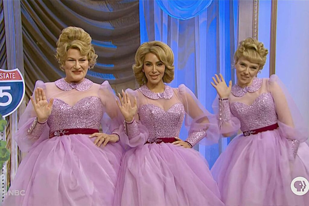 SNL 50 Osvrt na najuzbudljivije trenutke iz jubilarnog specijala
Kristen Wiig, Kim Kardashian & Scarlet Johansson